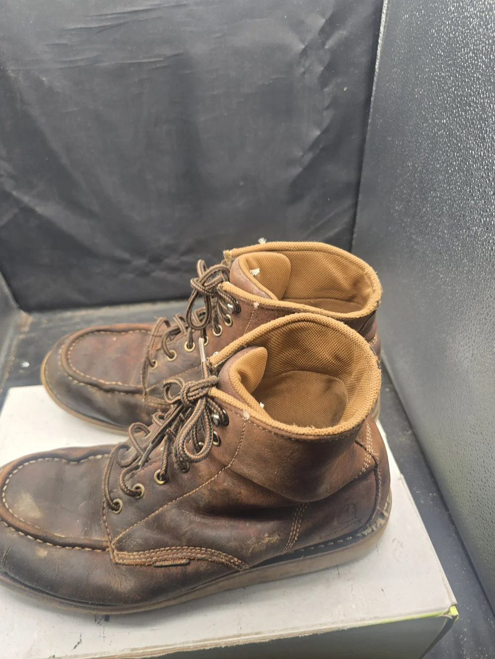Carhartt Brown Leather Moc Toe Work Boots with Tan Lining